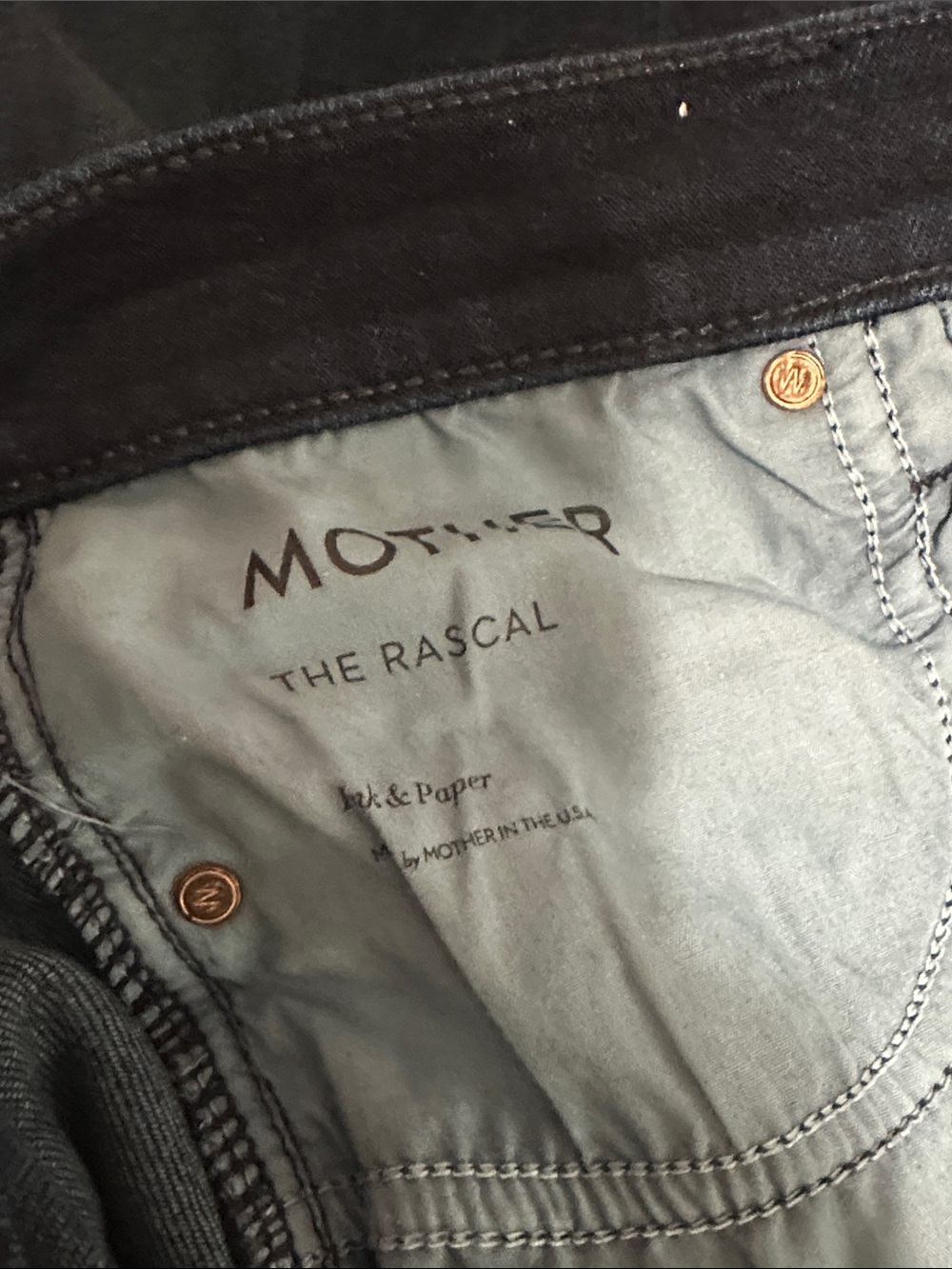 Mother The Rascal Jeans in Ink & Paper - Picture 4 of 5